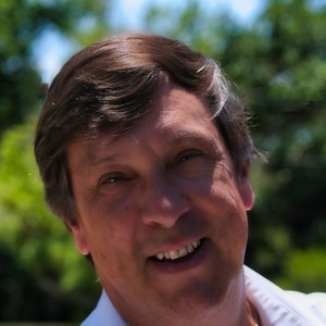 Max Altolaguirre — Fundador de Lógica Fi